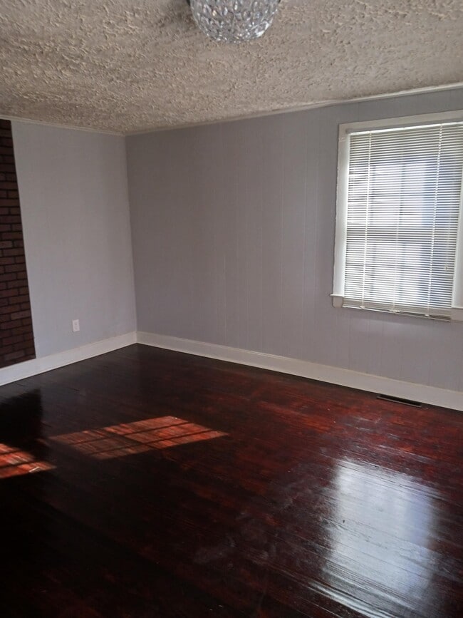 Photo - 216 Charlotte Ave