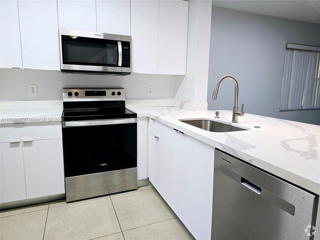 Building Photo - 4160 NW 67th Terrace Rental