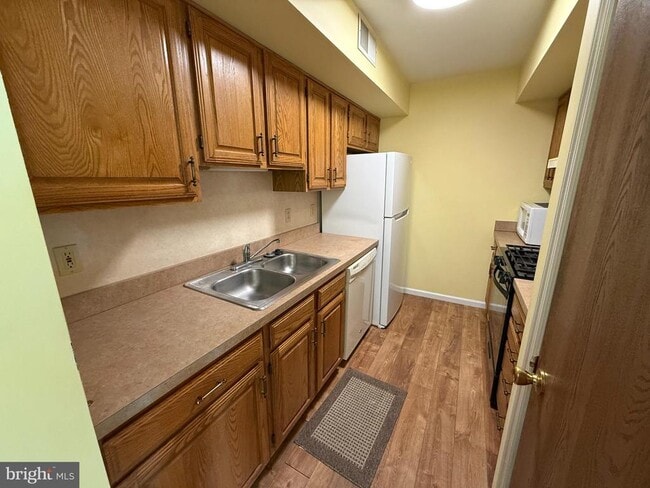 Photo - 101 Washington St