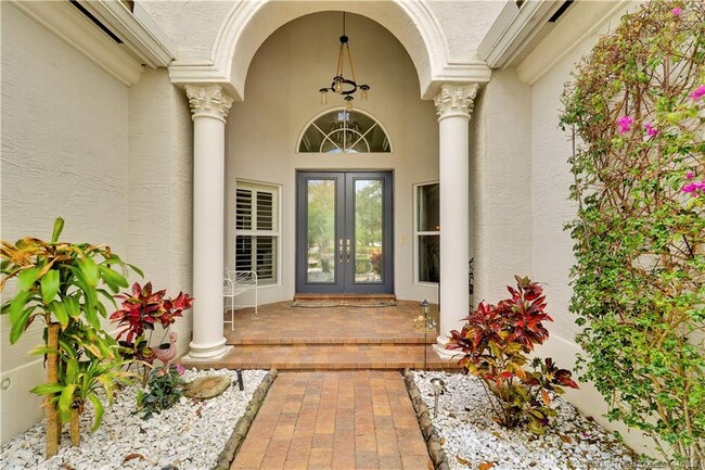 Photo - 5628 SW Gray Fox Dr