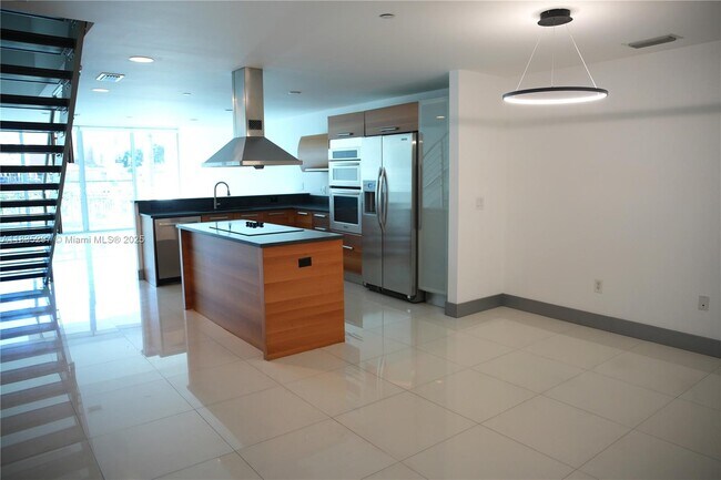 Photo - 2950 NE 188th St Unit 107