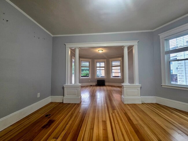 Photo - 19 Leavitt St Unit 1