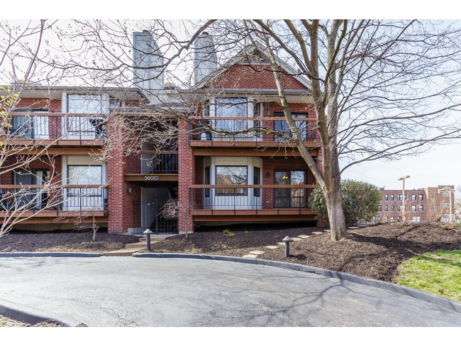 Photo - 5600 Waterman Blvd Unit 7