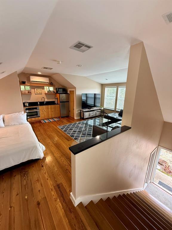 Photo - 4517 Shoalwood Ave