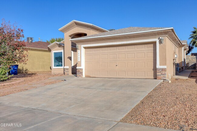 Photo - 14325 Woods Point Ave