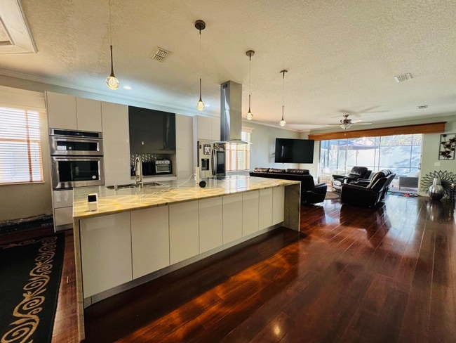 Photo - 11745 Via Lucerna Cir