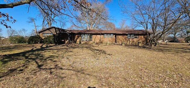 Photo - 3415 Old Lake Rd