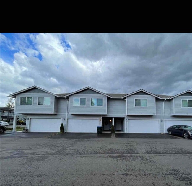 Photo - 1903 Ahlers Ave Townhome