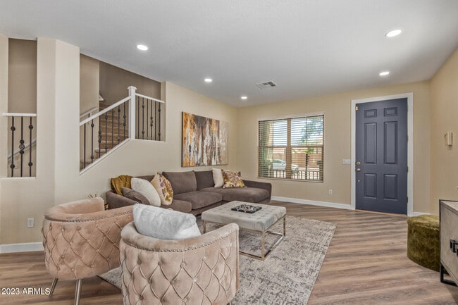 Photo - 32934 N Cherry Creek Rd