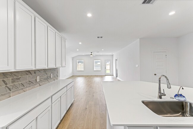 Photo - 30226 Belgrade Pk Ln