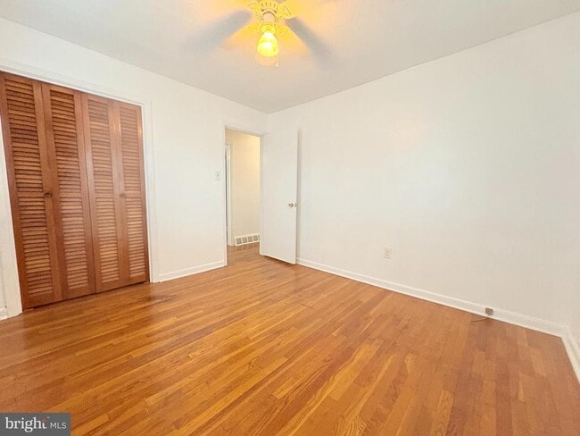 Photo - 2325 Wilson Blvd