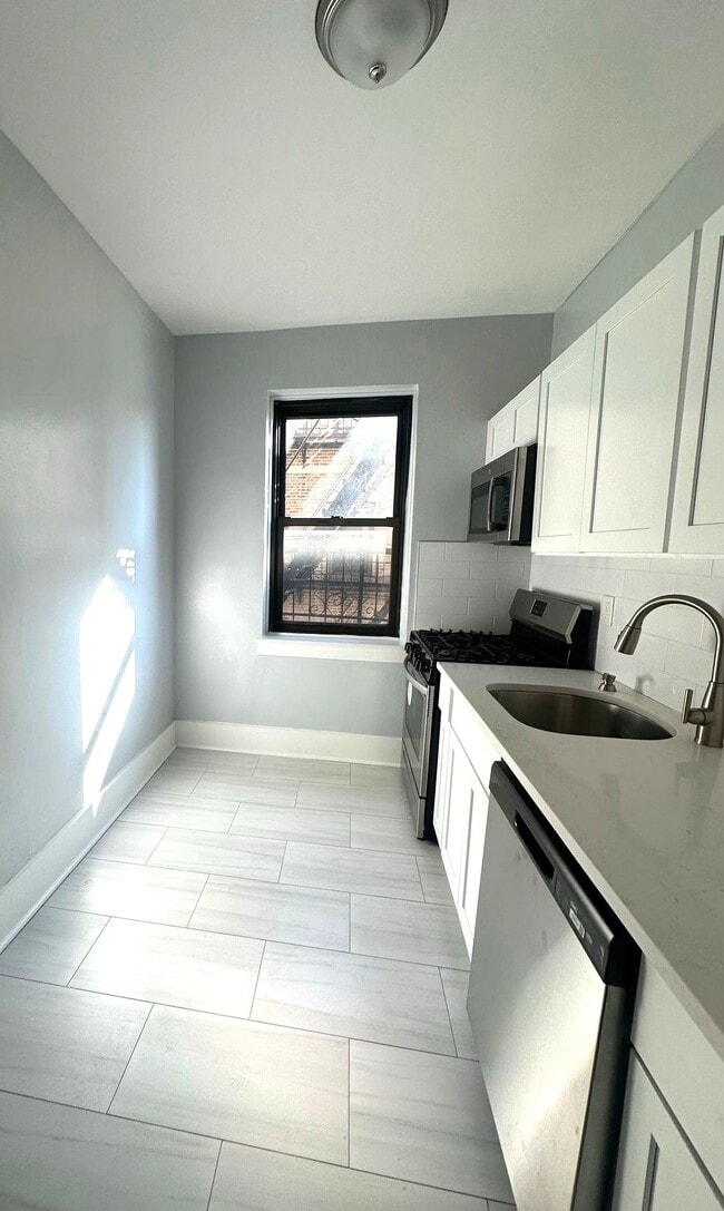 Building Photo - Main Street Commons - Beautifully Renovate... Rental