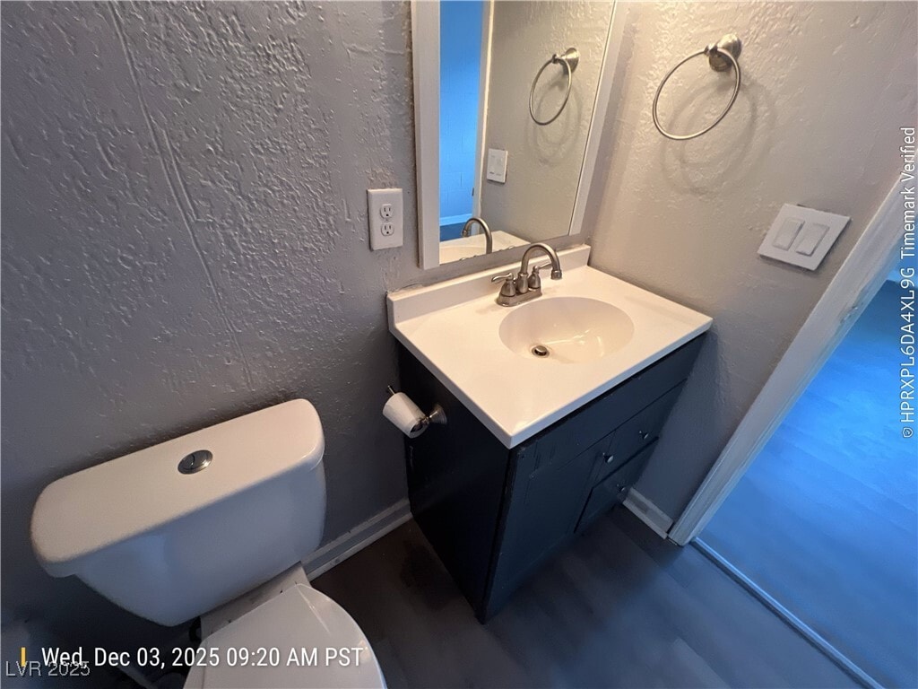 Photo - 555 S Royal Crest Cir Unidad 9