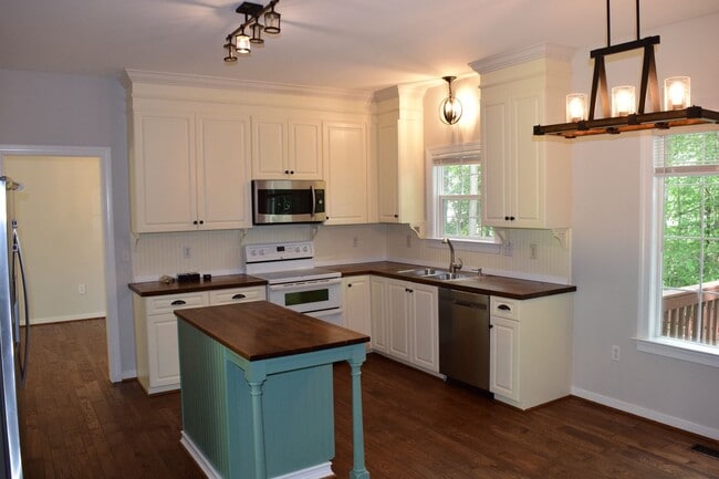 Photo - Great house in Top school district Innsbrook area