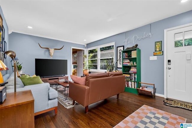 Photo - 636 Oakdale St