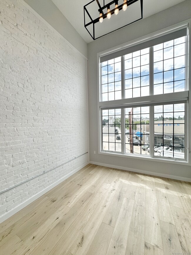 Building Photo - 32 Main St Unit 306 Rental