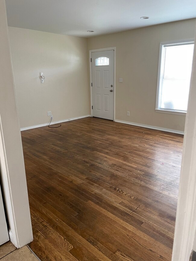 Photo - 2102 W Concho Ave