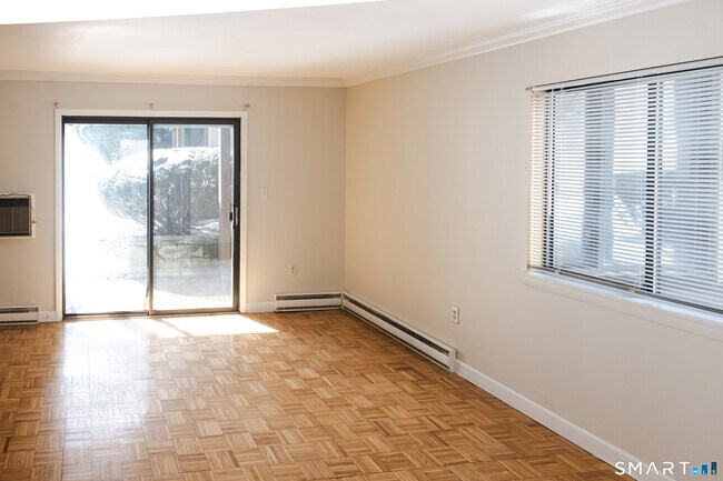 Photo - 13 Santangelo Terrace Unit 13