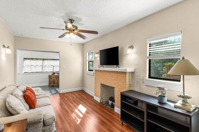 Photo - 921 S M St