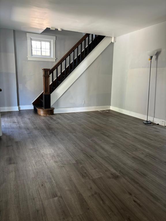 Photo - 2823 Clermont Ave