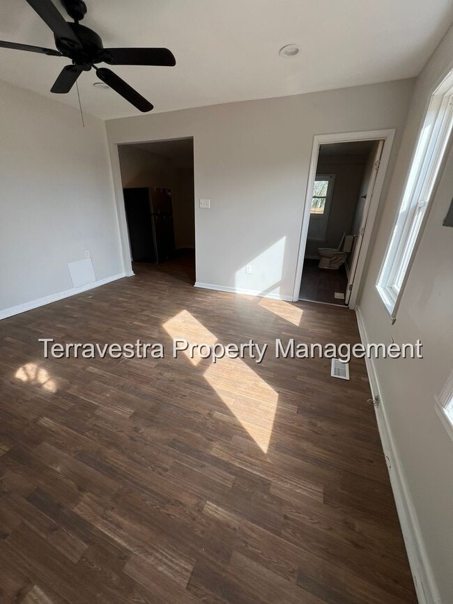 Photo - 711 N 3rd St Unit 1