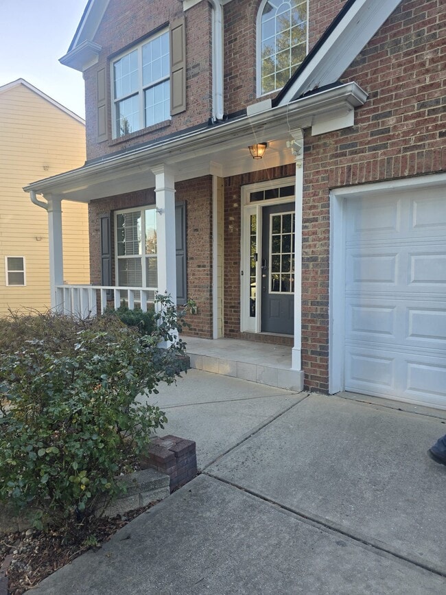 Photo - 1642 Balvaird Dr