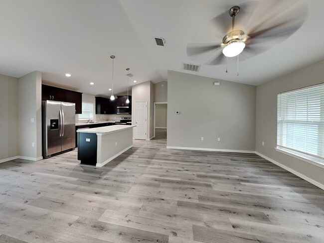 Photo - 1984 W Magenta Dr