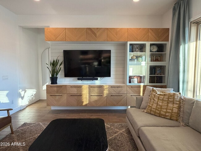 Photo - 10849 E Thunderbolt Ave