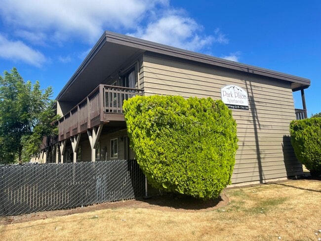 Building Photo - Park Place Apartments