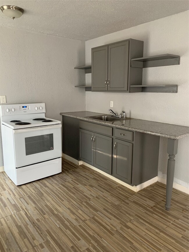 Photo - 3116 Avenue L Unidad 1