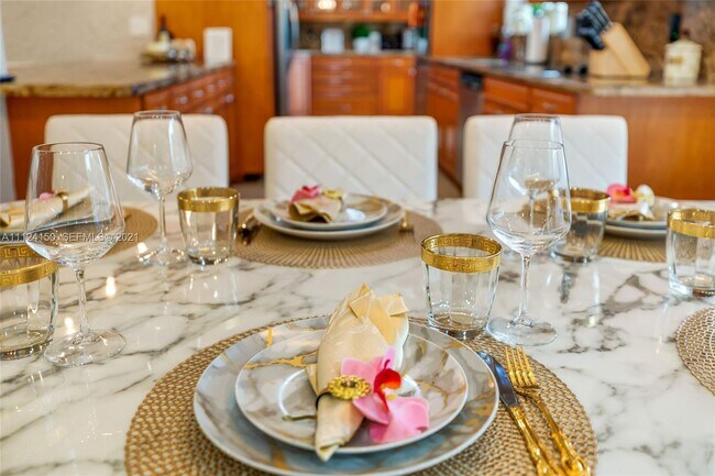 Photo - 1960 Coral Reef Dr