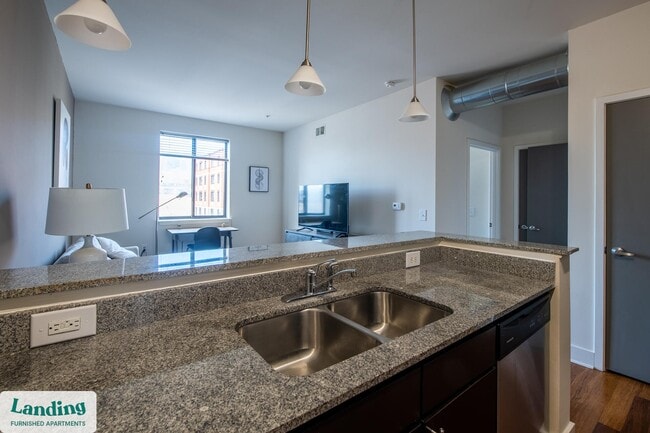 Photo - 1820 E Broad St Unidad 223-C.1412233