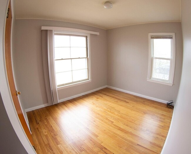 Photo - 3401 Smith St