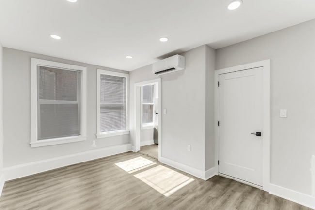 Photo - 1516 Green St Unit 2