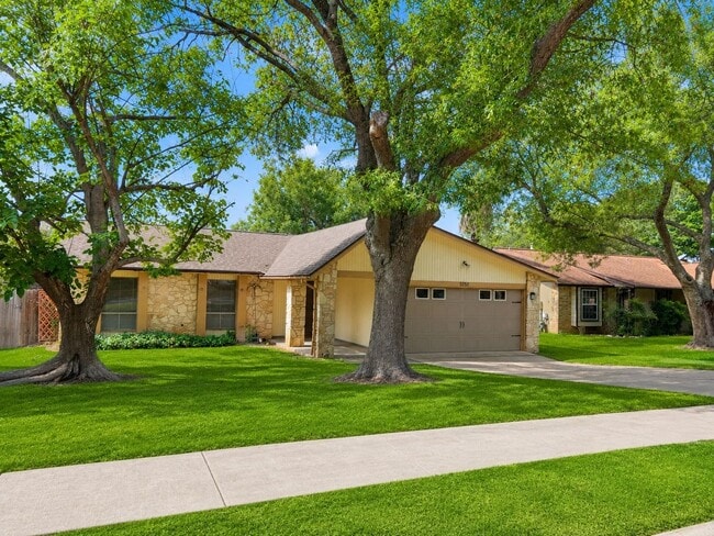 Photo - Charming 3/2 in NEISD with Stone Fireplace, Mature Trees & Spacious Backyard! Conveniently locat...