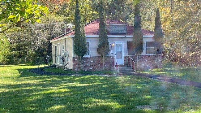 Photo - 370 Park Hill Rd