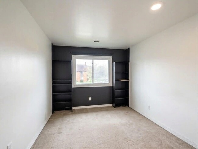 Photo - 2003 W 45th St Unit 207