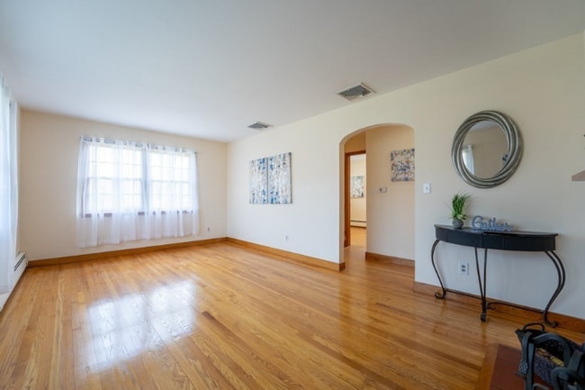 Photo - 189 Wheeler Ave