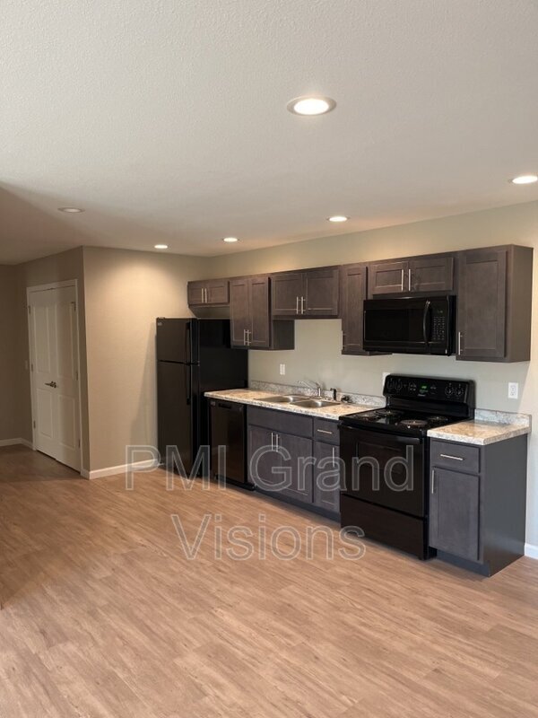 Photo - 1401 W North 4th St Unidad 13