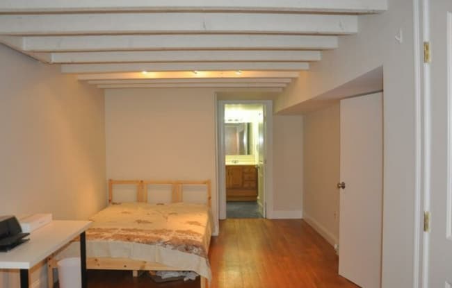 Photo - 836 Huntington Ave