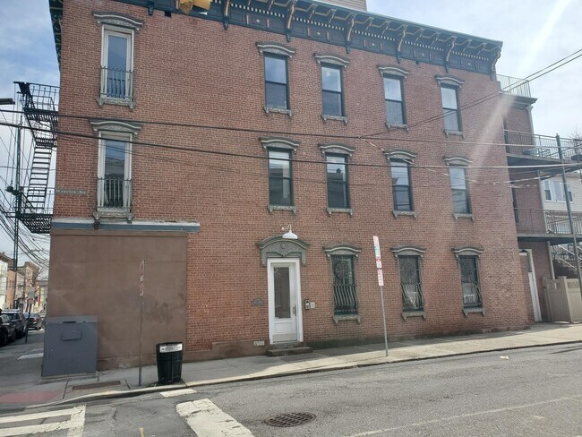 Photo - 69 Franklin St Apartment Unit 2A