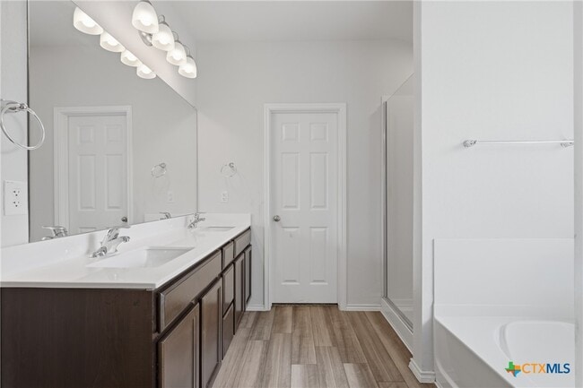 Building Photo - 1310 Prospector Trl
