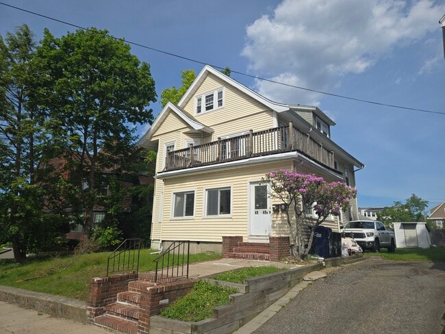 Photo - 49 Parsons St Apartments Unit #1