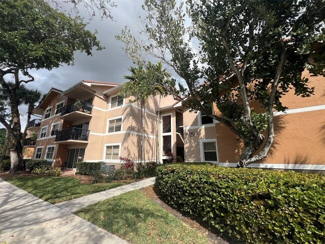 Building Photo - 8977 Wiles Rd