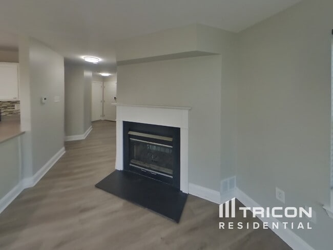 Photo - 5200 Plantation Ct