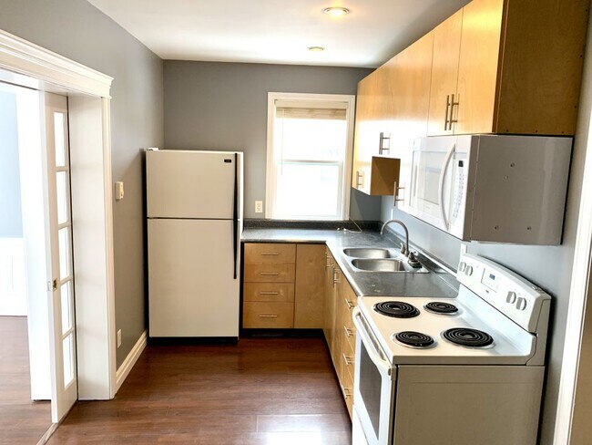 Photo - 93 St Clare Ave