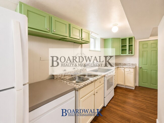 Photo - 2725 Lake St Unit 2