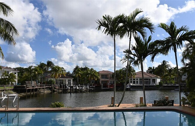 Building Photo - 1104 Washington St