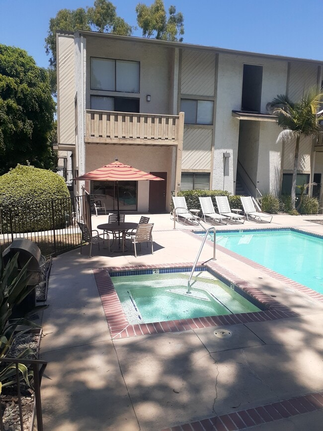 Photo - 18433 Hatteras St Unit 306