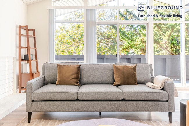 Photo - 801 Middlefield Rd Unidad FL2-ID2115